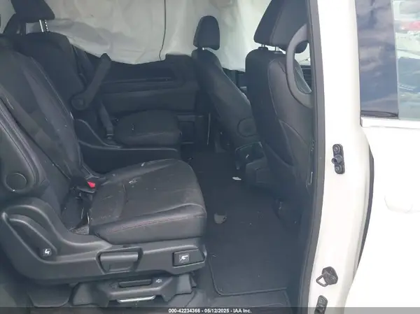 5FNRL6H7XPB063069 2023 HONDA ODYSSEY - Image 8