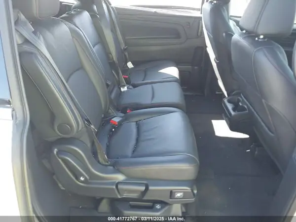 5FNRL6H7XRB055945 2024 HONDA ODYSSEY - Image 8