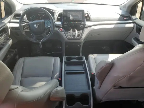 5FNRL6H80JB006542 2018 HONDA ODYSSEY - Image 8