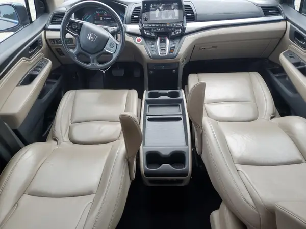 5FNRL6H80JB048158 2018 HONDA ODYSSEY - Image 8