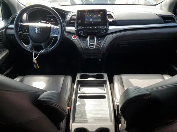 5FNRL6H80JB065008 2018 HONDA ODYSSEY - Image 8