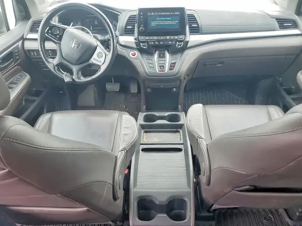 5FNRL6H80JB065025 2018 HONDA ODYSSEY - Image 8