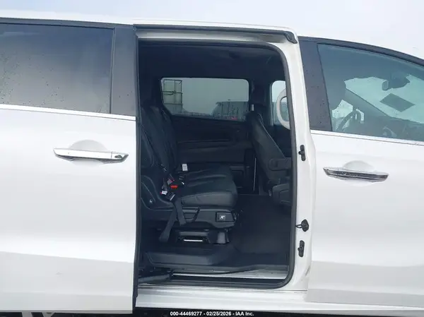 5FNRL6H80PB072128 2023 HONDA ODYSSEY - Image 8