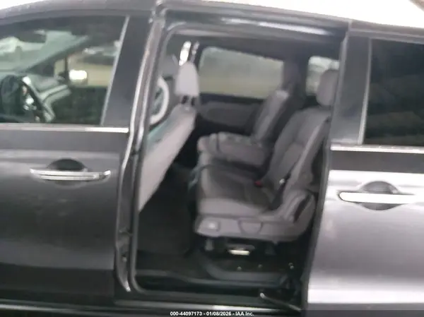 5FNRL6H80PB078866 2023 HONDA ODYSSEY - Image 8
