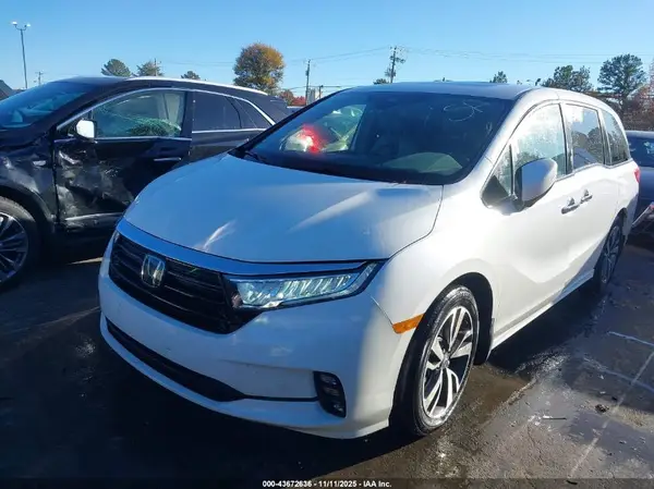 5FNRL6H80RB045725 2024 HONDA ODYSSEY - Image 2