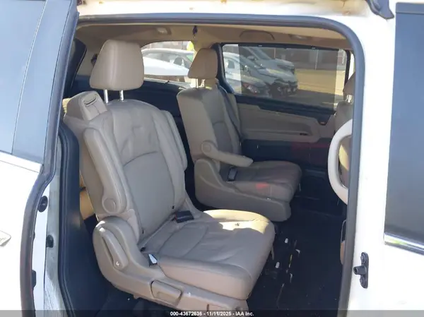 5FNRL6H80RB045725 2024 HONDA ODYSSEY - Image 8
