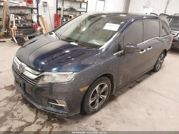 5FNRL6H81JB010177 2018 HONDA ODYSSEY - Image 2