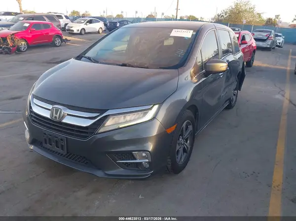 5FNRL6H81JB037444 2018 HONDA ODYSSEY - Image 2