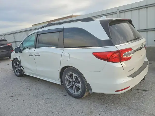 5FNRL6H81JB042918 2018 HONDA ODYSSEY - Image 2