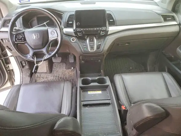 5FNRL6H81JB042918 2018 HONDA ODYSSEY - Image 8