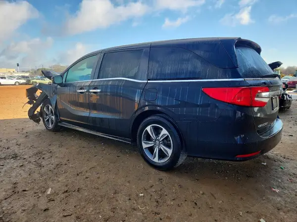 5FNRL6H81JB043650 2018 HONDA ODYSSEY - Image 2