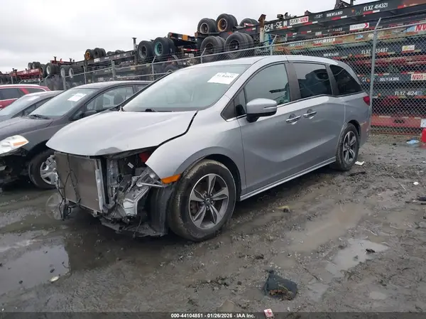 5FNRL6H81JB066846 2018 HONDA ODYSSEY - Image 2