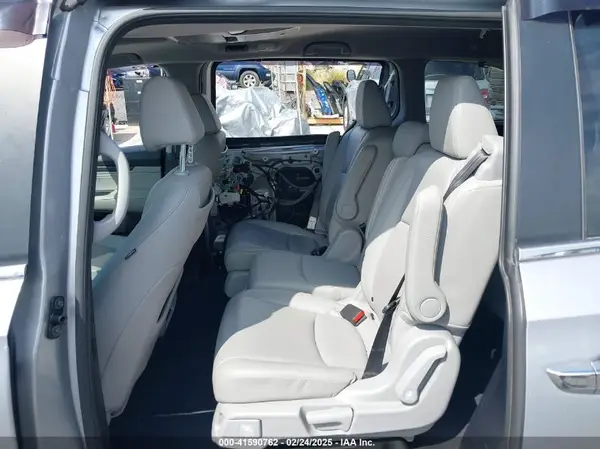 5FNRL6H81KB070459 2019 HONDA ODYSSEY - Image 8