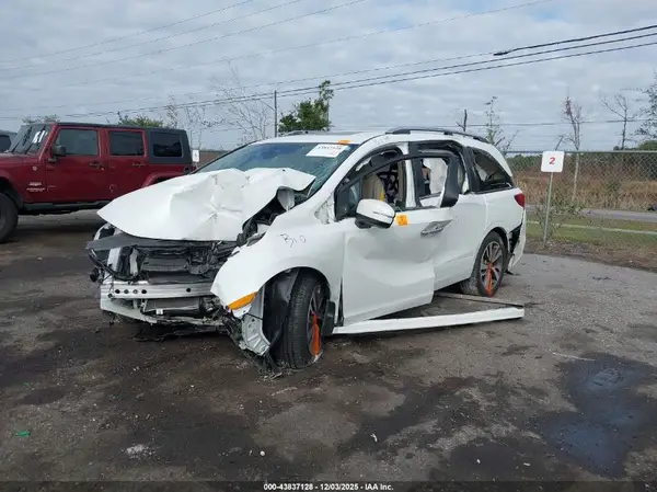 5FNRL6H81NB053357 2022 HONDA ODYSSEY - Image 2