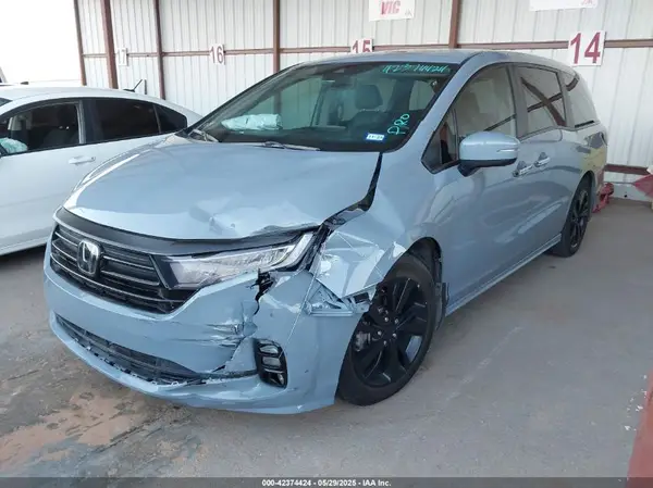 5FNRL6H81PB013329 2023 HONDA ODYSSEY - Image 2