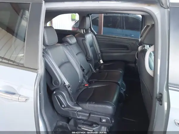 5FNRL6H81PB013329 2023 HONDA ODYSSEY - Image 8