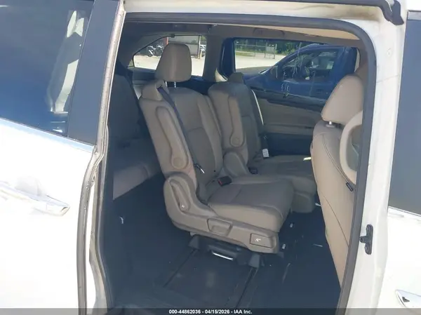5FNRL6H81PB035864 2023 HONDA ODYSSEY - Image 8