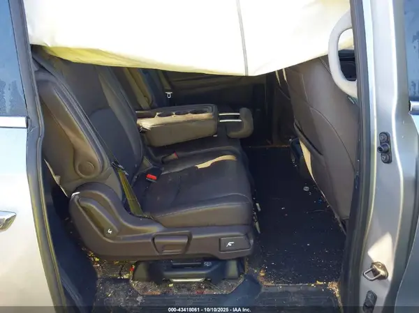 5FNRL6H81PB060957 2023 HONDA ODYSSEY - Image 8