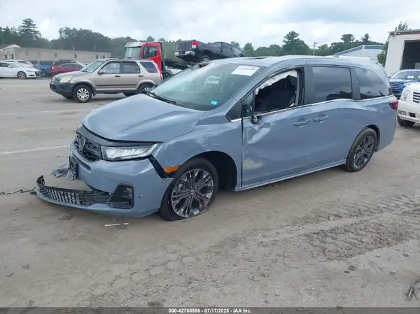 5FNRL6H81SB025523 2025 HONDA ODYSSEY - Image 2