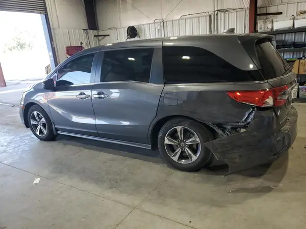 5FNRL6H82JB001116 2018 HONDA ODYSSEY - Image 2