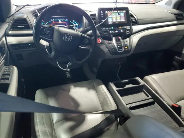 5FNRL6H82JB001116 2018 HONDA ODYSSEY - Image 8