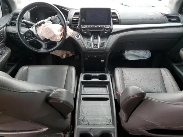 5FNRL6H82JB015629 2018 HONDA ODYSSEY - Image 8