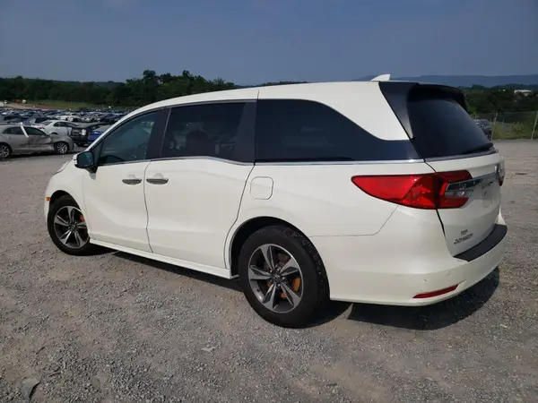 5FNRL6H82JB027084 2018 HONDA ODYSSEY - Image 2