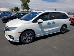 5FNRL6H82JB028364 2018 HONDA ODYSSEY