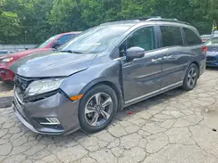 5FNRL6H82JB038389 2018 HONDA ODYSSEY