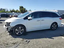 5FNRL6H82JB039395 2018 HONDA ODYSSEY