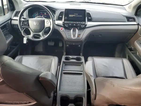 5FNRL6H82JB043656 2018 HONDA ODYSSEY - Image 8