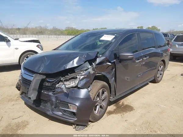 5FNRL6H82JB044306 2018 HONDA ODYSSEY - Image 2