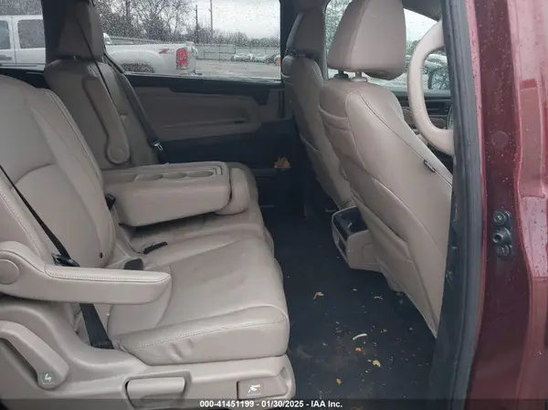 5FNRL6H82KB060023 2019 HONDA ODYSSEY - Image 8