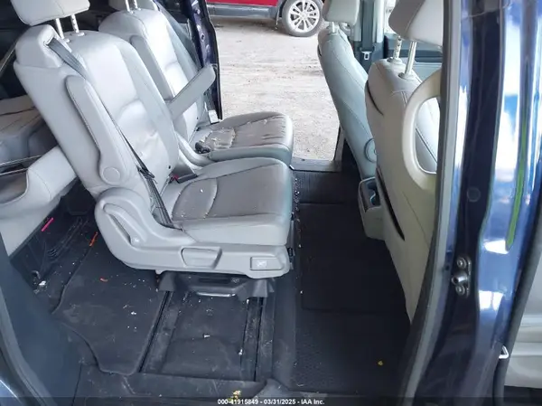 5FNRL6H82LB015715 2020 HONDA ODYSSEY - Image 8