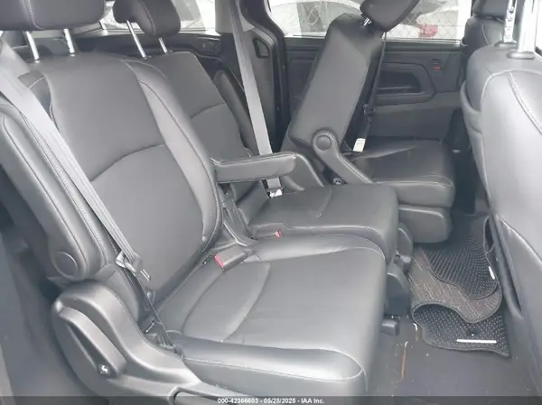 5FNRL6H82MB002545 2021 HONDA ODYSSEY - Image 8
