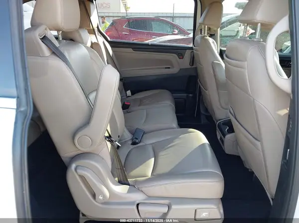 5FNRL6H82PB016580 2023 HONDA ODYSSEY - Image 8