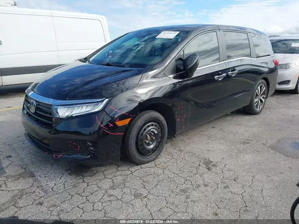 5FNRL6H82PB042726 2023 HONDA ODYSSEY - Image 2
