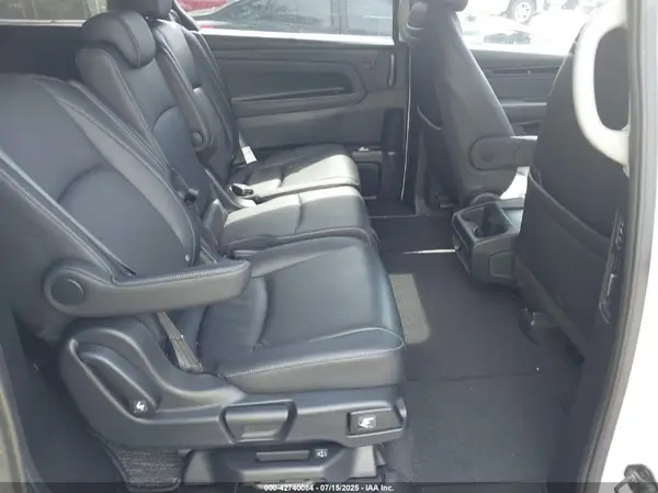 5FNRL6H82PB047005 2023 HONDA ODYSSEY - Image 8