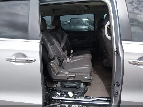 5FNRL6H82PB053130 2023 HONDA ODYSSEY - Image 8