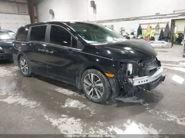 5FNRL6H82PB080246 2023 HONDA ODYSSEY - Image 1
