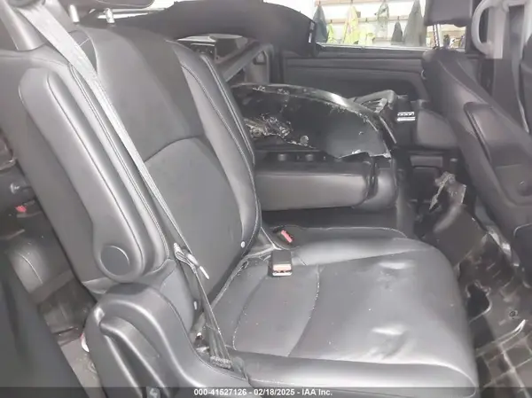 5FNRL6H82PB080246 2023 HONDA ODYSSEY - Image 8