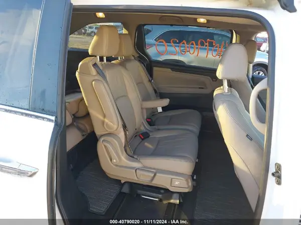 5FNRL6H82RB045693 2024 HONDA ODYSSEY - Image 8