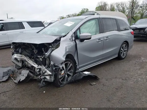 5FNRL6H82RB058718 2024 HONDA ODYSSEY - Image 2