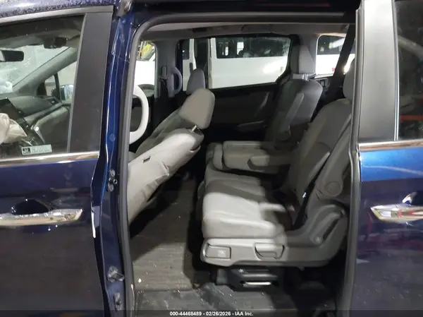 5FNRL6H82RB066026 2024 HONDA ODYSSEY - Image 8
