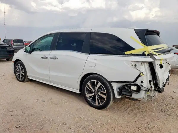 5FNRL6H82RB075678 2024 HONDA ODYSSEY - Image 2