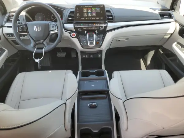 5FNRL6H82SB025708 2025 HONDA ODYSSEY - Image 8