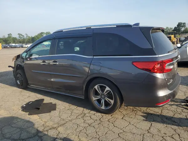 5FNRL6H83JB009998 2018 HONDA ODYSSEY - Image 2