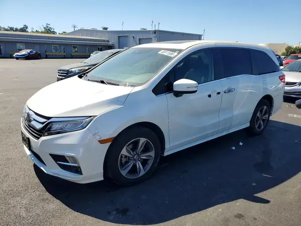 5FNRL6H83JB015316 2018 HONDA ODYSSEY - Image 1