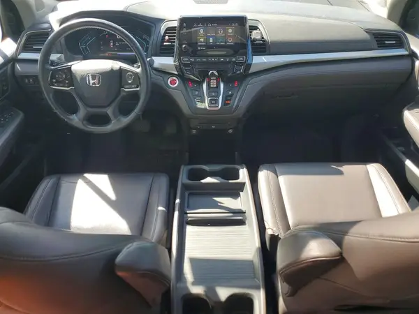 5FNRL6H83JB015316 2018 HONDA ODYSSEY - Image 8