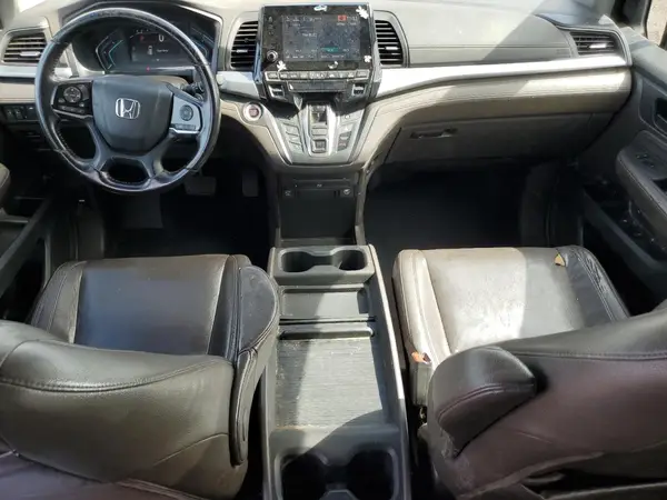 5FNRL6H83JB016482 2018 HONDA ODYSSEY - Image 8